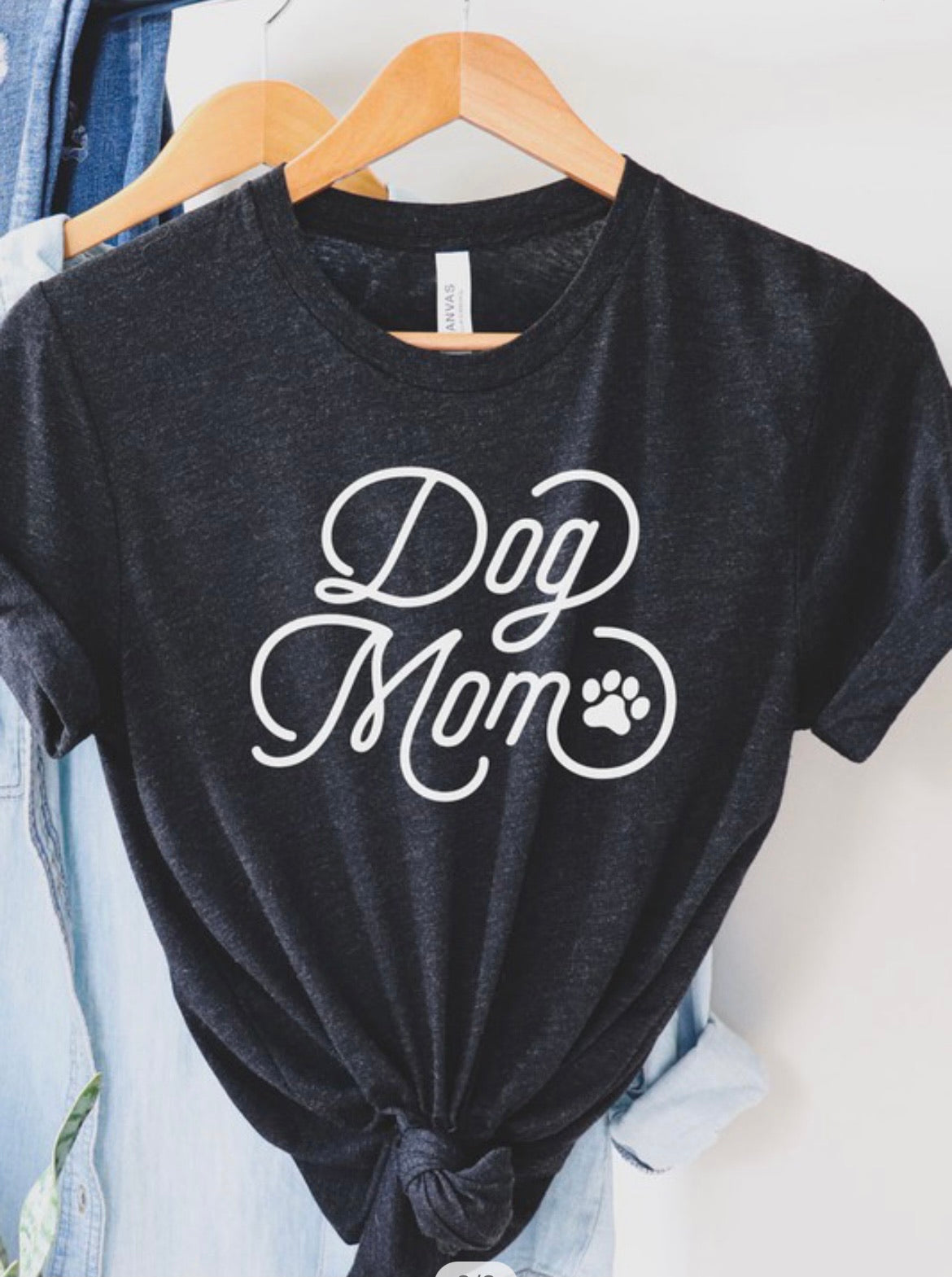 Dog Mom Tee