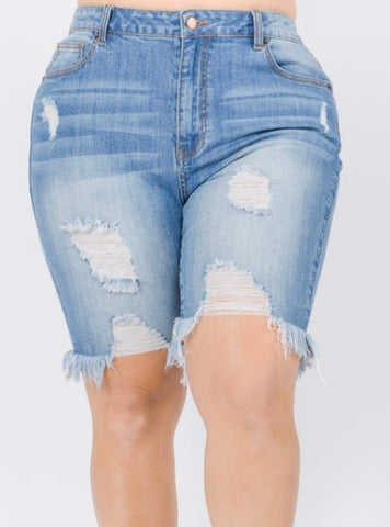 Distressed Frayed Hem Bermudas - Plus size